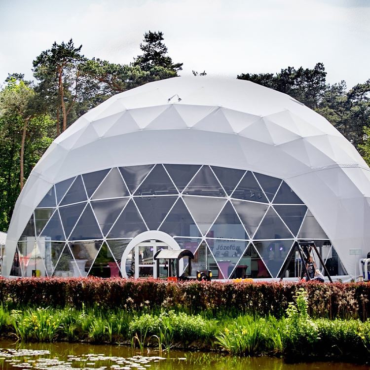 Tenda a cupola geodetica